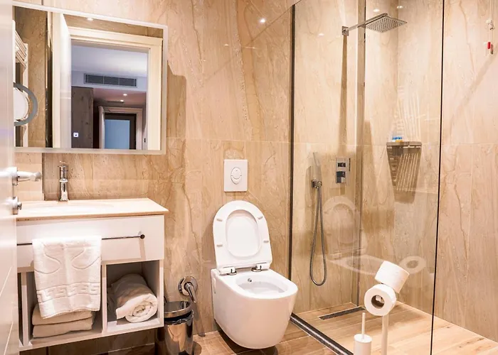 Amfora & Hotel Durres